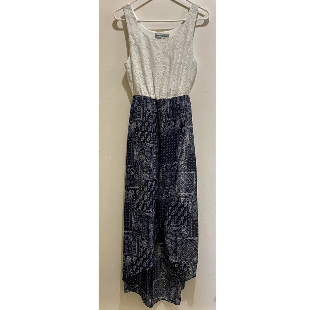 ⁣✧ Almost Famous | White / Navy High Low Dress